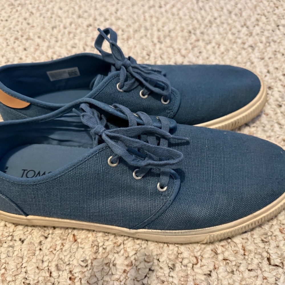 TOMS Men's Navy Sneakers